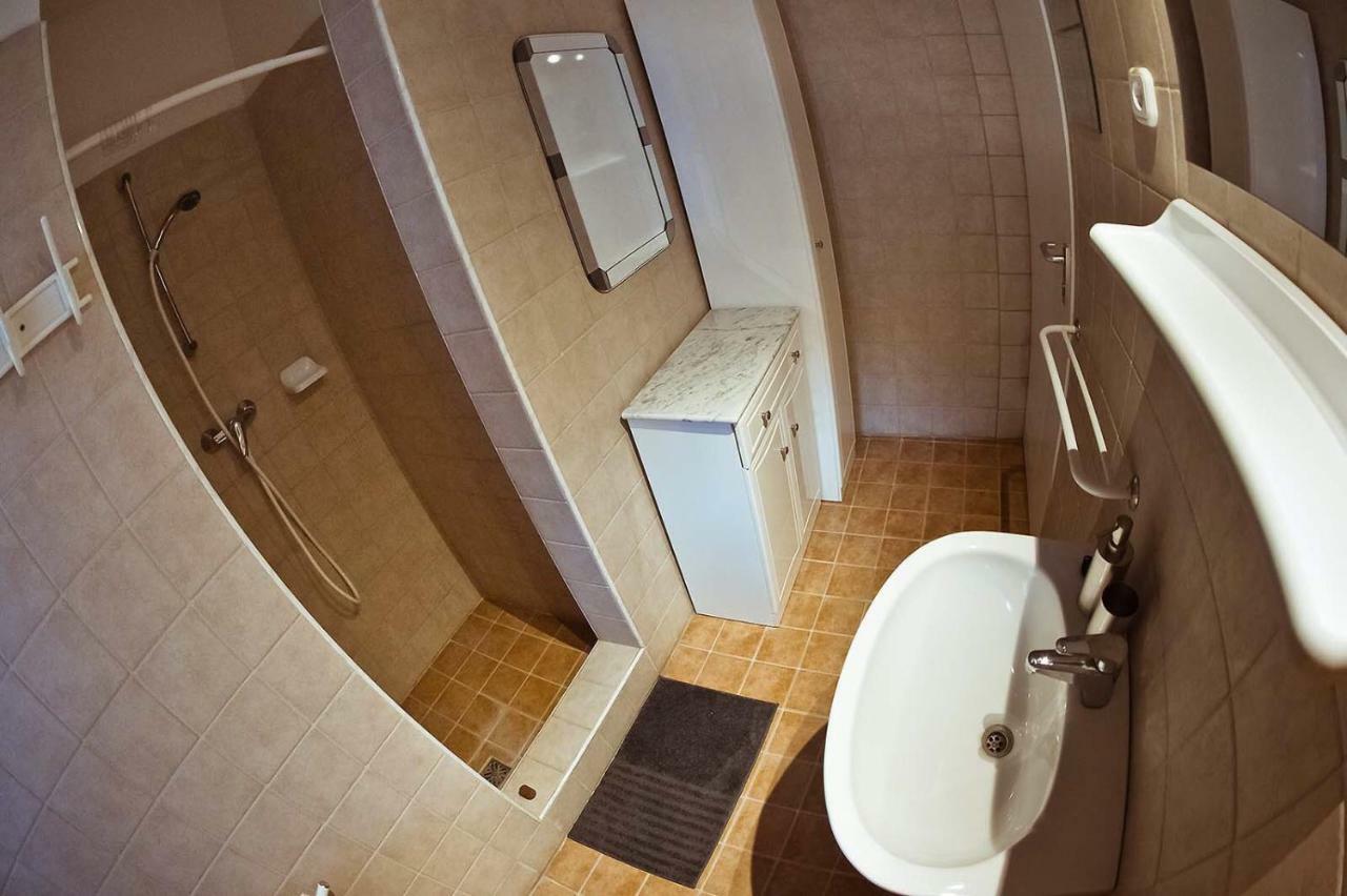 Koi Apartman Balatonalmádi Exterior foto