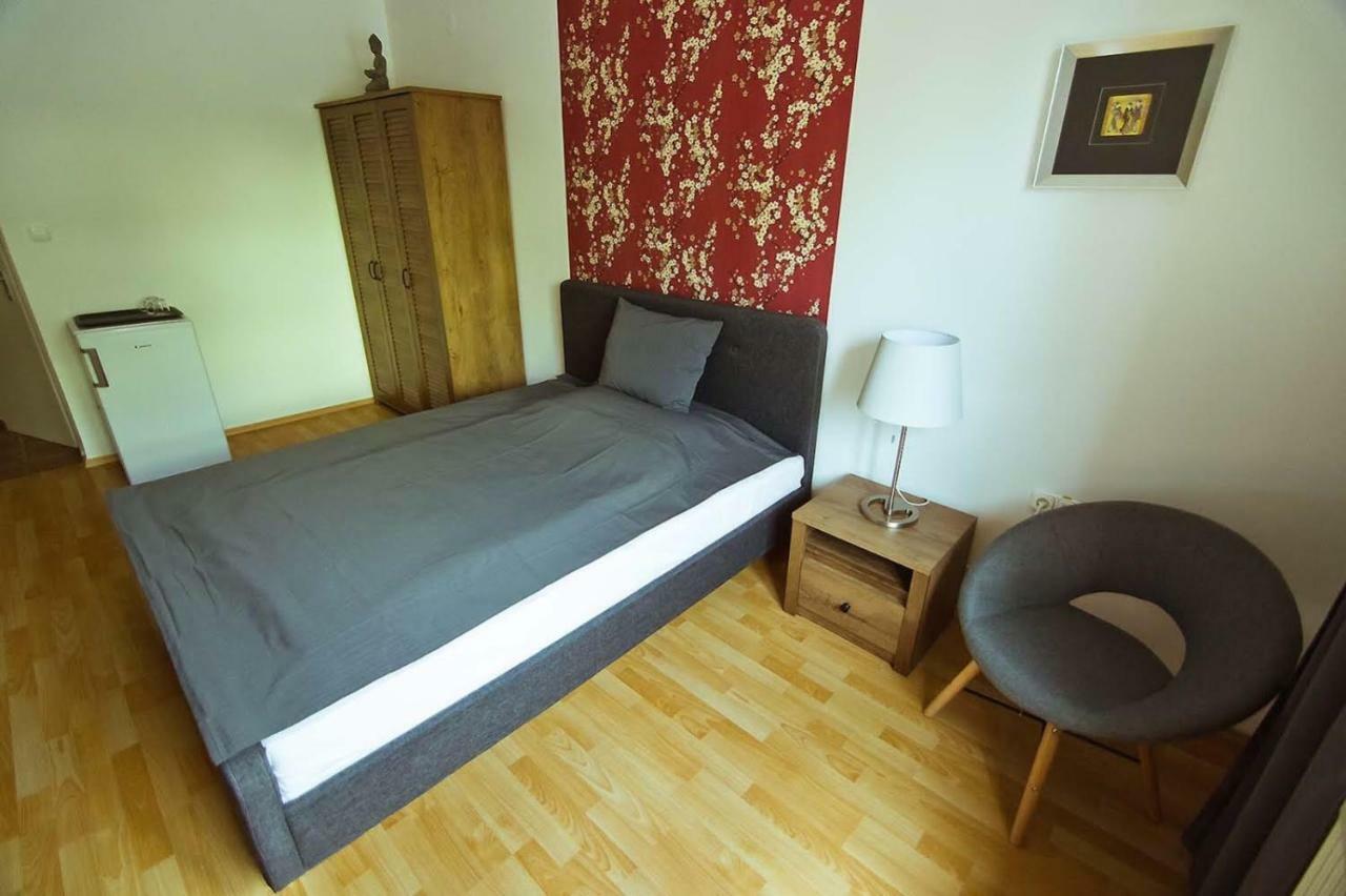 Koi Apartman Balatonalmádi Exterior foto